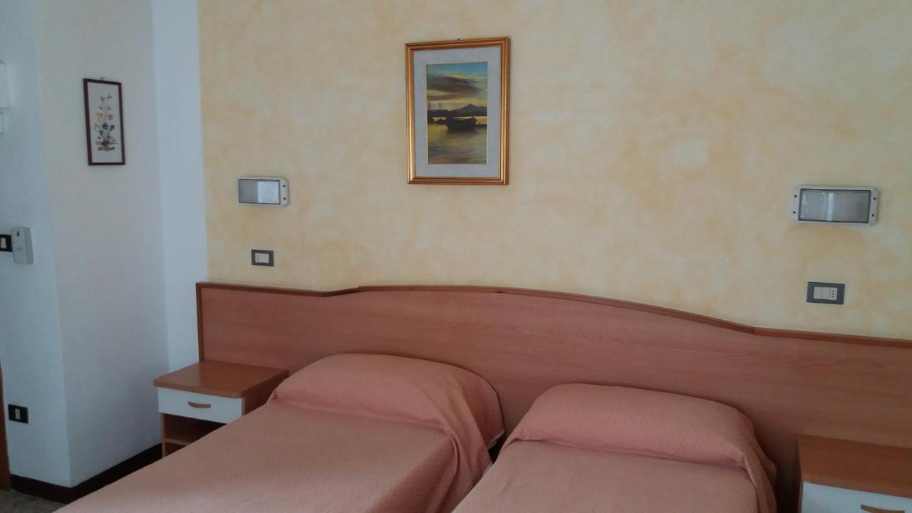 Albergo Moretti Senigallia Exterior photo